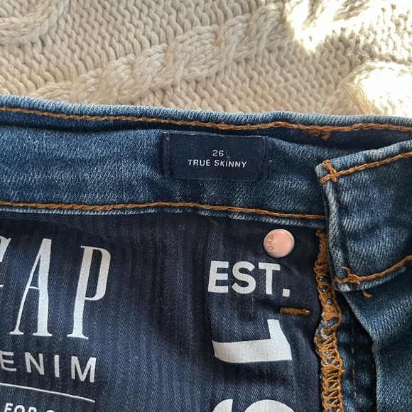 GAP 1969 Straight True Skinny Jeans Women’s size 26 - Picture 14 of 15